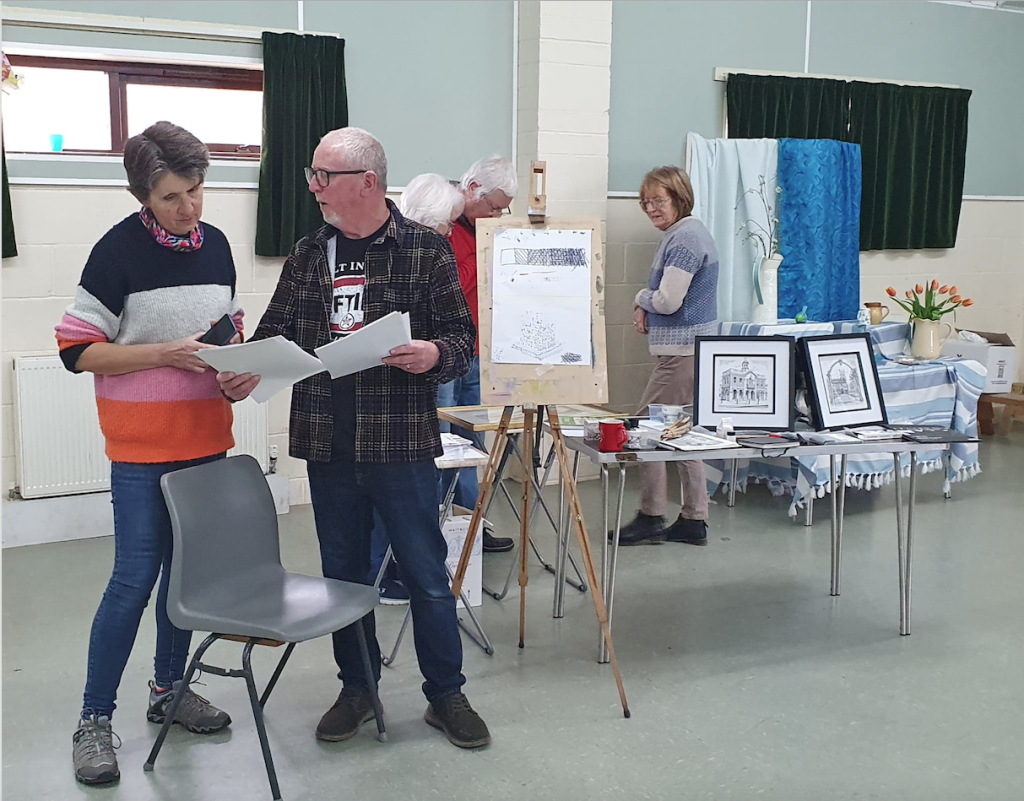 Shaun leads a Broadstone Art Society Workshop