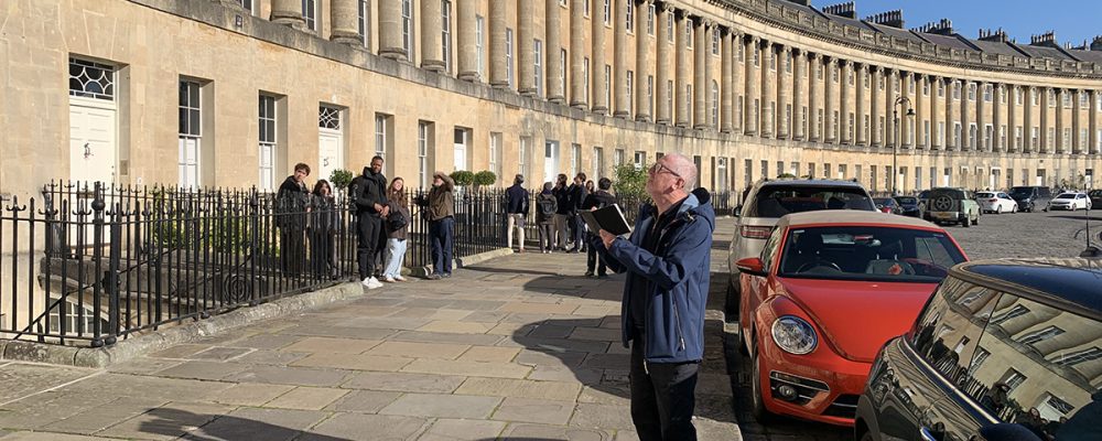 Shaun sketching Royal Crescent Bath 1250px Shaun sketching Royal Crescent Bath